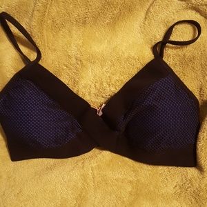 Fabletics sports bra